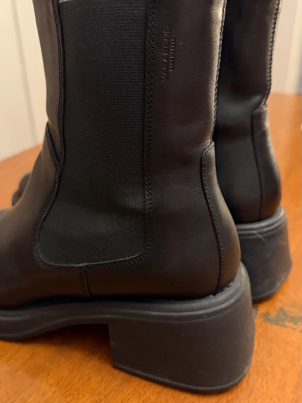 Vagabond Dorah Chelsea Boot